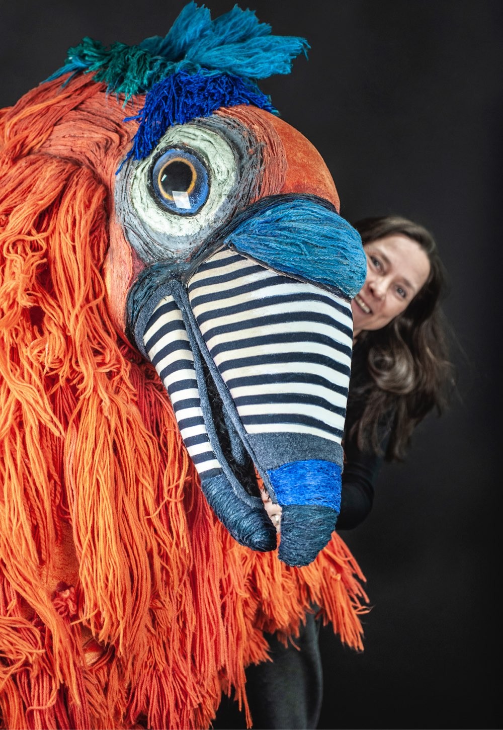 Tiina and Casanova the Giant Parrot