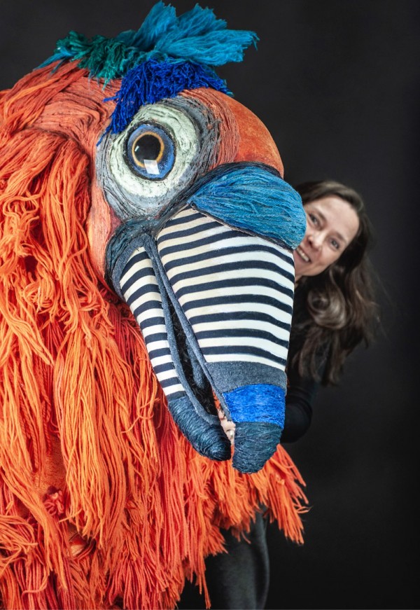 Tiina and Casanova the Giant Parrot